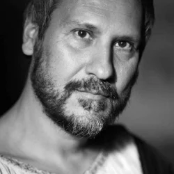 Дмитрий Андреев