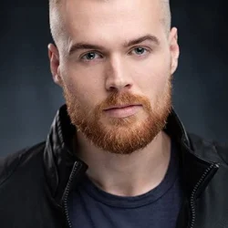Dustin Lloyd