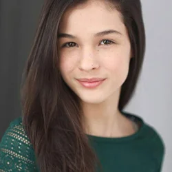Элиза Фариа