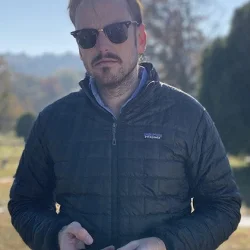 Elliott Barker