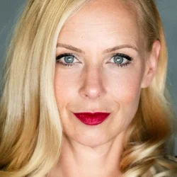 Esther Kuhn