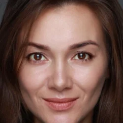 Евгения Лезгинцева