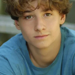 Finn Carr