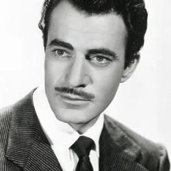 Gilbert Roland