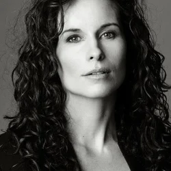 Holly Dignard