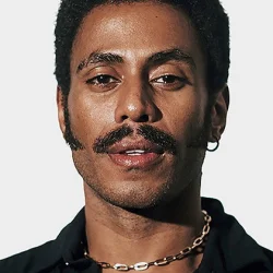 Ícaro Silva
