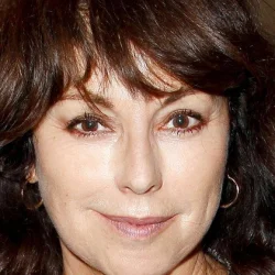 Julie Arnold