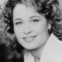 Julie Warner