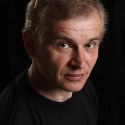 Константин Сафроненко