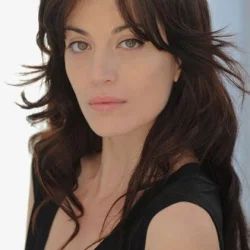 Laura Cotenescu