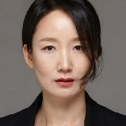 Lee Chae-kyung