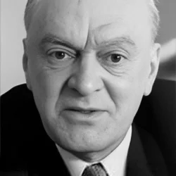 Леонид Макарьев