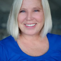 Lisa Paul