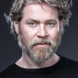 Lukas Loughran