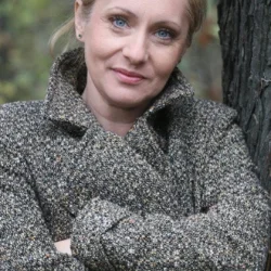 Мануэла Чукюр
