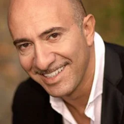 Nicola Stravalaci