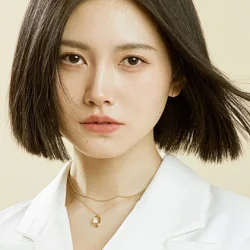 Qiao Yaona