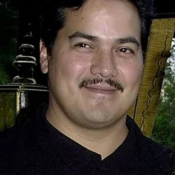 Robert Lujan
