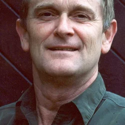 Stuart Devenie