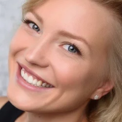 Светлана Брюханова