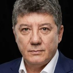 Tarık Ünlüoğlu