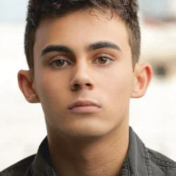 Tyler Alvarez