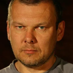 Виктор Молчан
