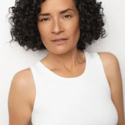 Wanda Ayala