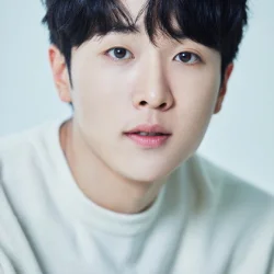 Yoon Woo