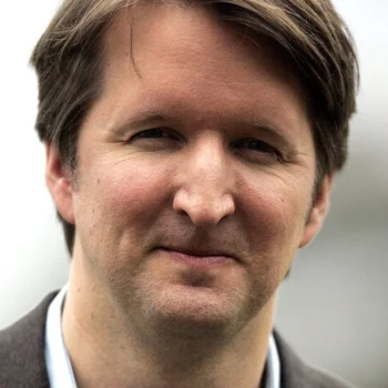 Tom Hooper