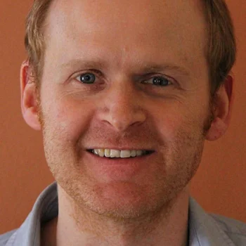 Tom O'Connor