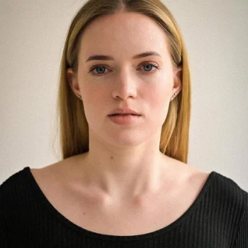 Petra Serafina Tóth