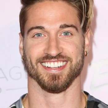 Travis DesLaurier