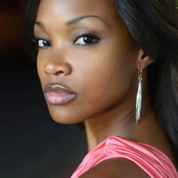 Trinecia Moore-Pernell