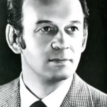 Валентин Макаров