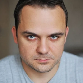 Валентин Захаров