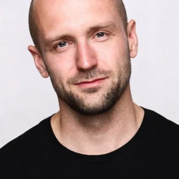 Виталий Кондрашов