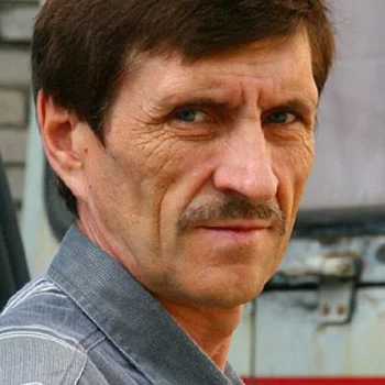 Владимир Марьянов