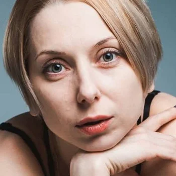 Янина Лакоба