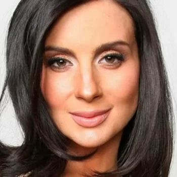 Екатерина Стриженова
