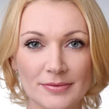 Елена Котельникова