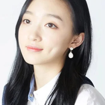 Yingying Li