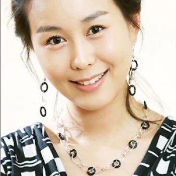 Yoo Seo-jin
