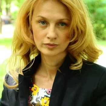 Юлия Ромашина