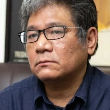 Lee Yung-Feng