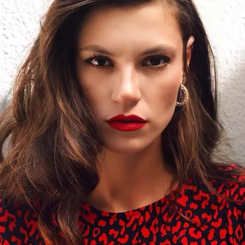 Yüsra Geyik