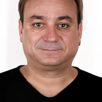 Zafer Kırşan