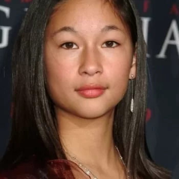 Zoe Weizenbaum