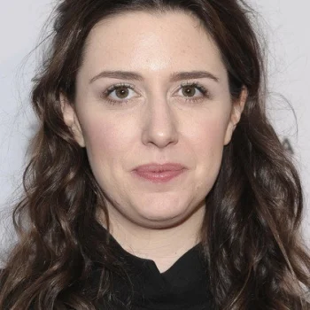 Зои Уорт